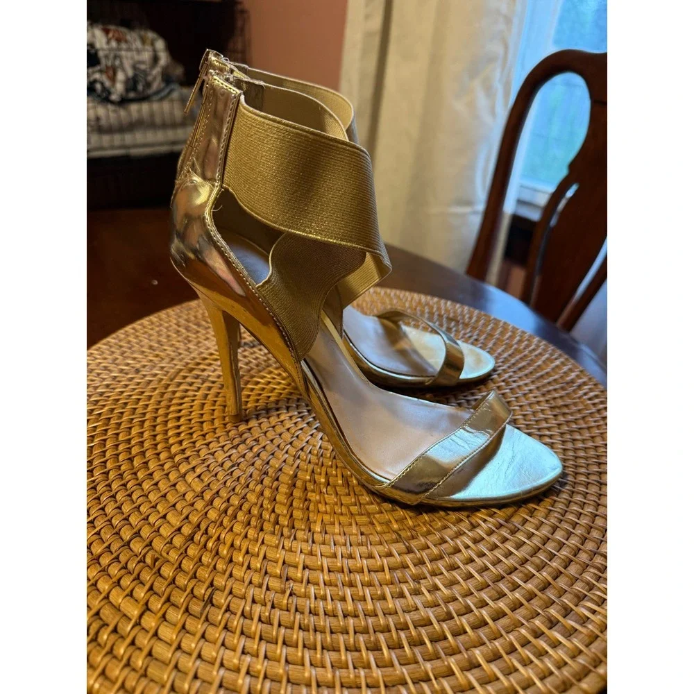 Madeline Girl Womens Metallic Gold Strappy Stiletto Heels Ankle Strap Size 8